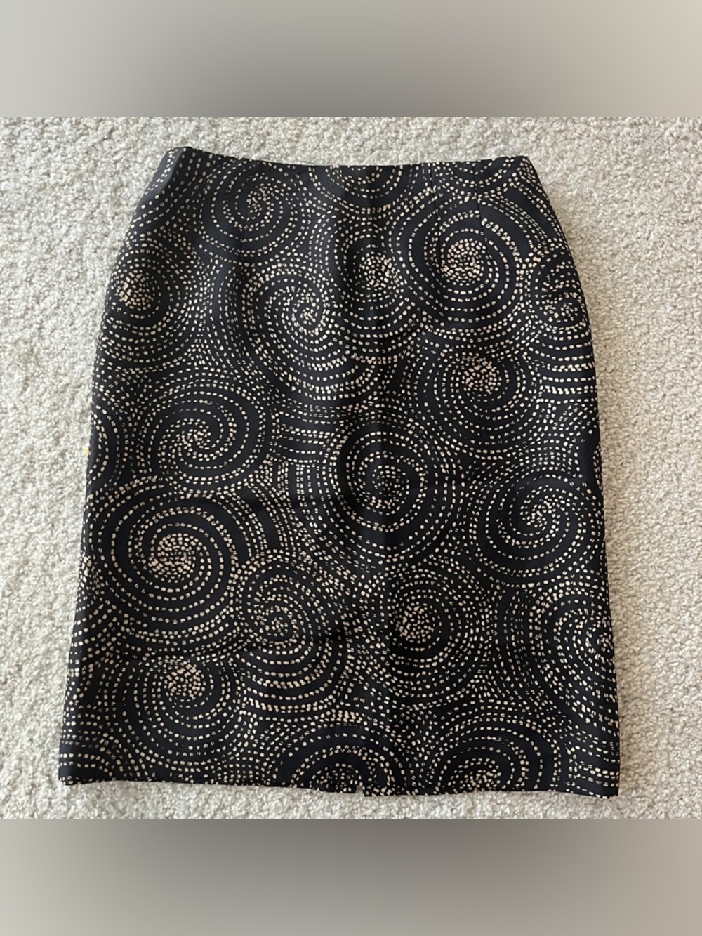 Talbots Vintage Women's Black Golden Swirls Silk Wool Pencil Skirt Size 6 NWT